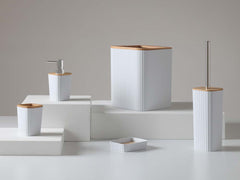 Set Bagno Accessori Completo - 5 Pezzi, in Plastica Liscia Con Dettagli bianco